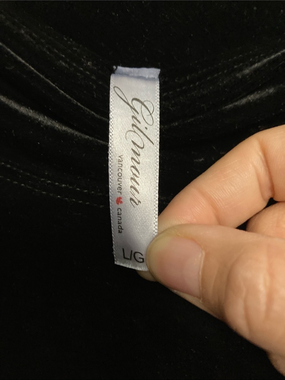 Black Velvet Leggings for Women - Sleek Everyday Stretch - Picture 2 of 7